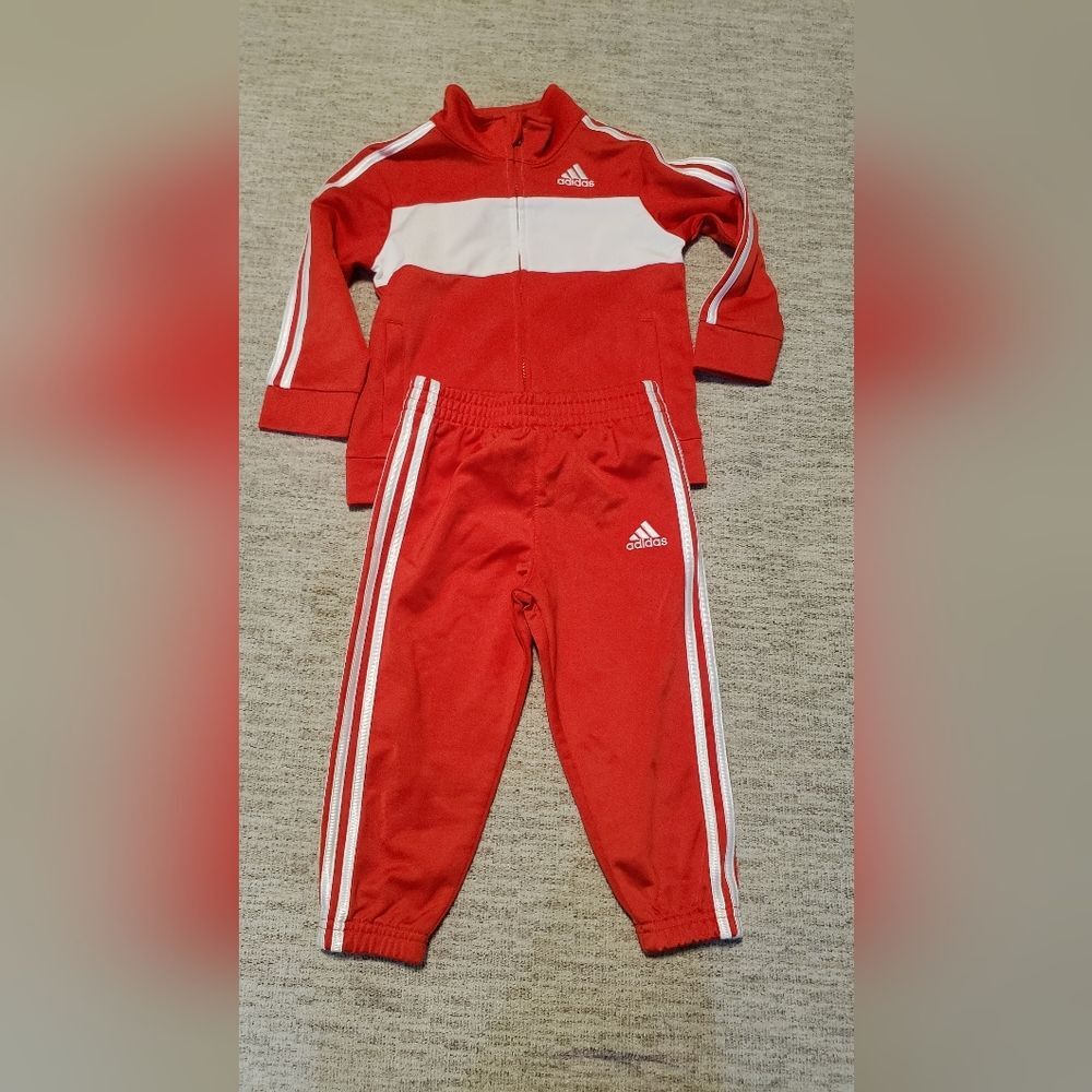 NWOT Adidas Track Suit Size 18M